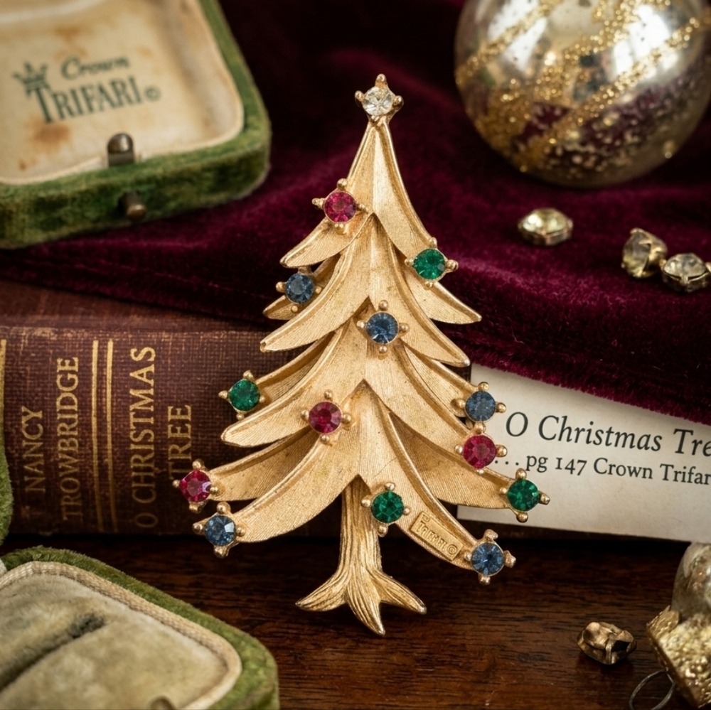 ​Vintage Signed Crown Trifari Christmas Tree Brooch – 1960s Book Piece